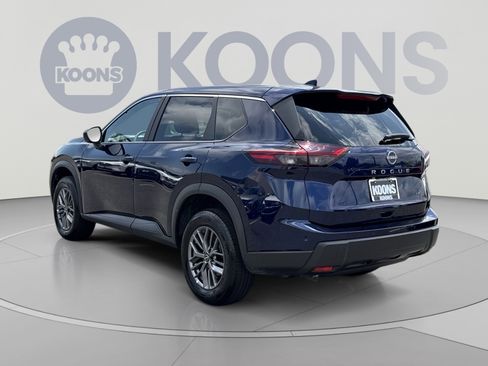 Used 2026 Nissan Rogue SV AWD/4WD image 4