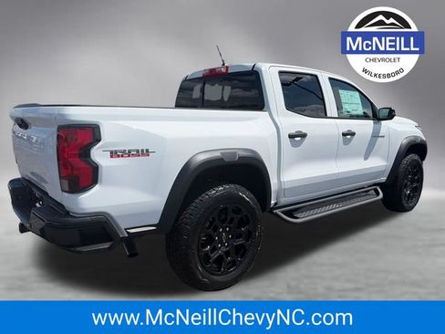 New 2026 Chevrolet Colorado Trail Boss AWD/4WD image 8