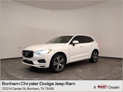 Used 2018 Volvo XC60 T5 Momentum w/ Vision Package