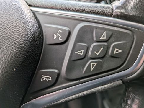 Used 2018 Chevrolet Malibu LT image 20