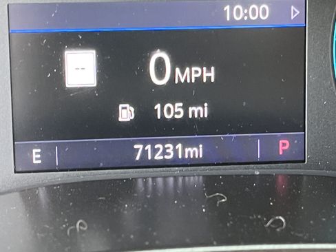 Used 2022 GMC Canyon Denali RWD image 24