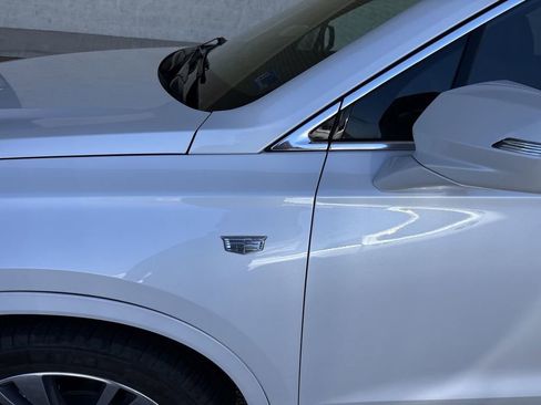 Certified 2025 Cadillac XT6 Premium Luxury AWD/4WD image 33