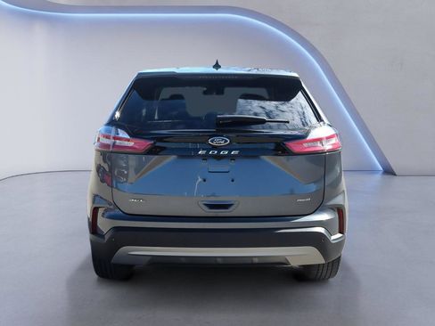 Used 2024 Ford Edge SEL w/ Convenience Package AWD/4WD image 6