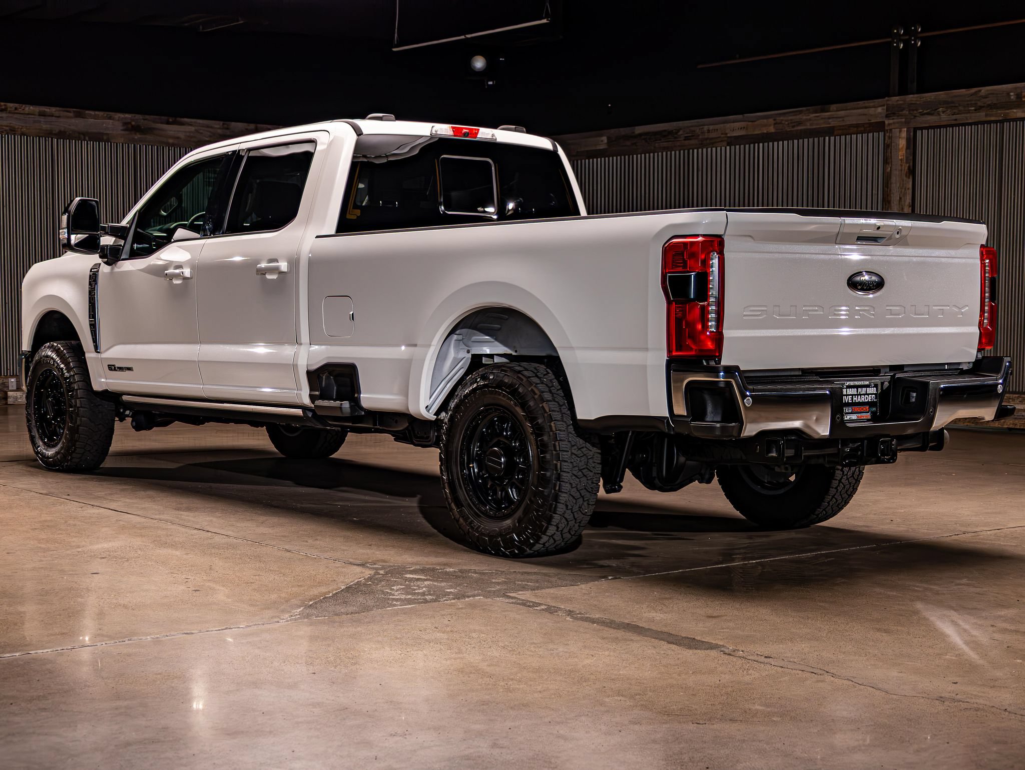 Used 2025 Ford F350 Lariat w/ Lariat Ultimate Package AWD/4WD image 6
