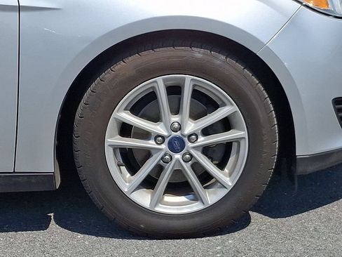 Used 2017 Ford Focus SE FWD image 8