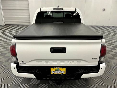 Used 2023 Toyota Tacoma TRD Off-Road w/ Technology Package AWD/4WD image 63