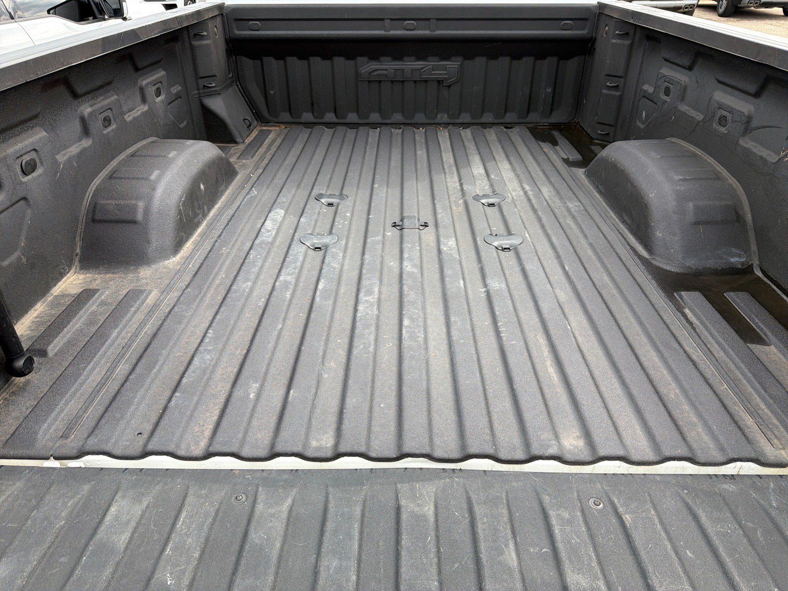 Used 2024 GMC Sierra 2500 AT4 w/ AT4 Premium Plus Package AWD/4WD image 18