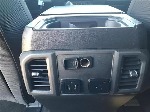 Used 2018 Ford F150 XLT w/ Equipment Group 301A Mid image 19