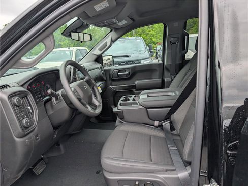 New 2026 Chevrolet Silverado 1500 Custom Trail Boss w/ Midnight Edition AWD/4WD image 11