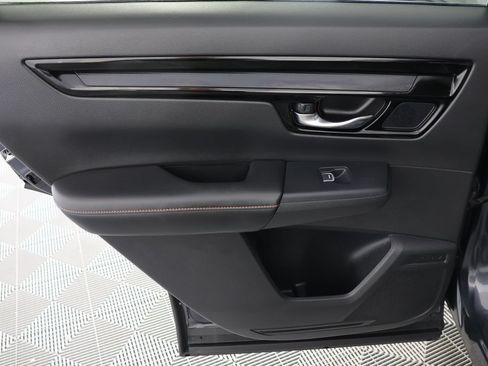 Used 2025 Honda CR-V Sport Touring image 28