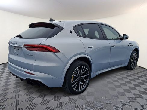 Used 2023 Maserati Grecale Modena image 4