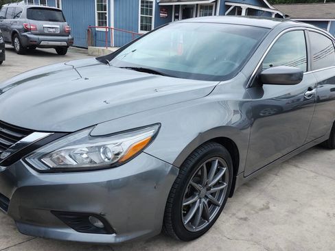 Used 2018 Nissan Altima 2.5 SR FWD image 3