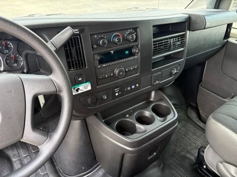 Used 2025 Chevrolet Express 2500 w/ Driver Convenience Package RWD image 33