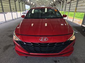 Used 2022 Hyundai Elantra SEL FWD video 2