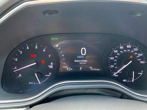 Used 2019 Toyota Avalon XLE w/ Moonroof Package FWD image 19
