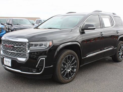 Used 2023 GMC Acadia Denali w/ Black Diamond Edition image 12