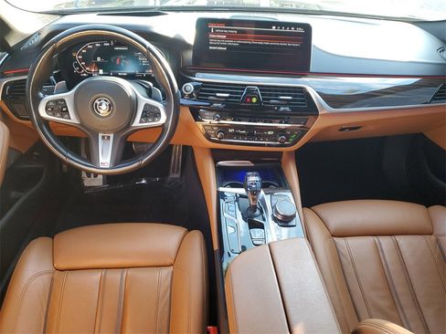 Used 2021 BMW M550i xDrive w/ Executive Package image 12