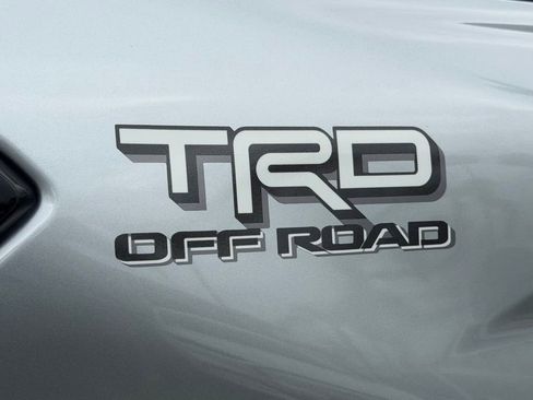Used 2024 Toyota Tacoma TRD Off-Road w/ TRD Off Road Premium Package AWD/4WD image 12