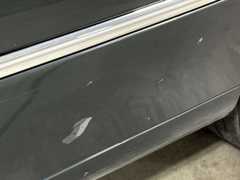 Used 2003 Lincoln Town Car Signature RWD image 27