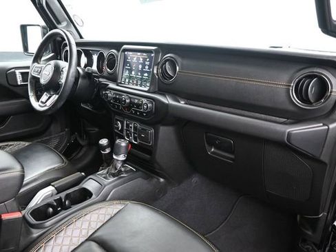 Used 2022 Jeep Gladiator Overland AWD/4WD image 10