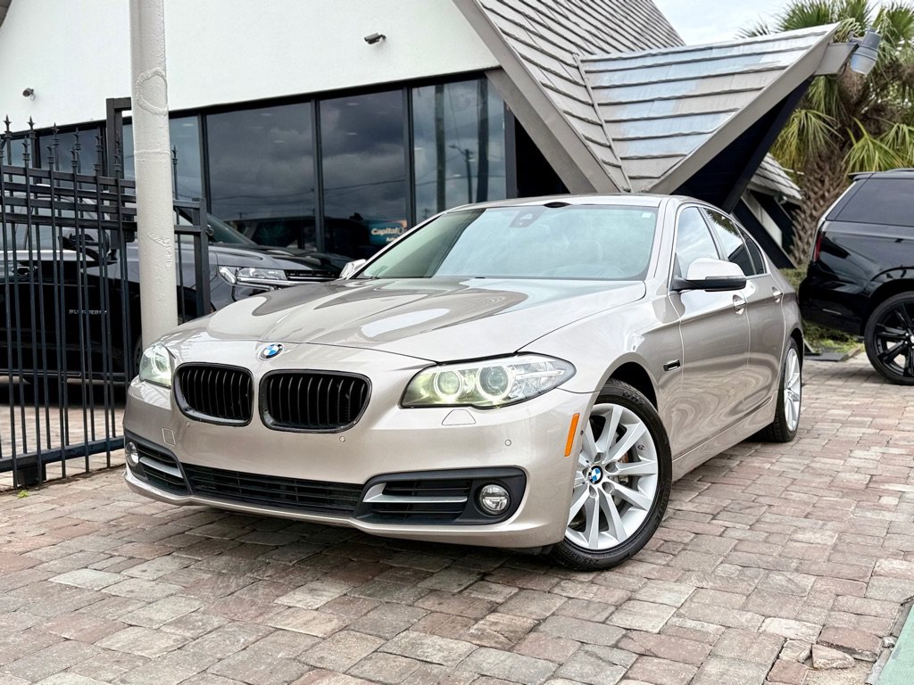 Used 2016 BMW 535i Sedan w/ Driver Assistance Package RWD image 1