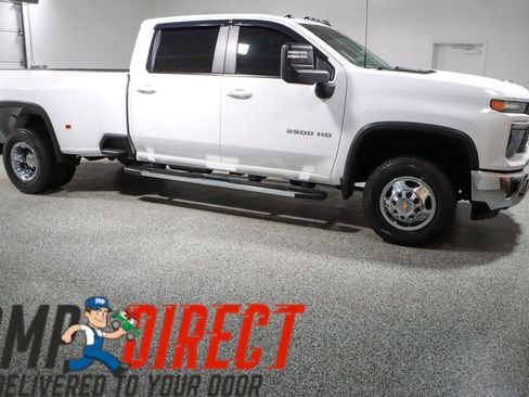 Used 2024 Chevrolet Silverado 3500 LT w/ Convenience Package AWD/4WD image 6