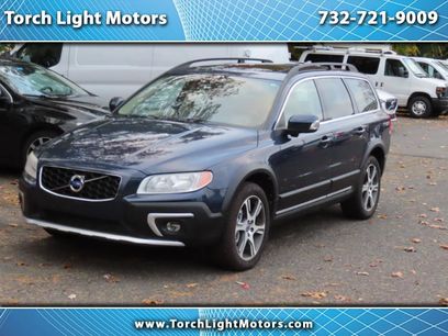 Used 2015 Volvo XC70 T6 w/ Proximity Package