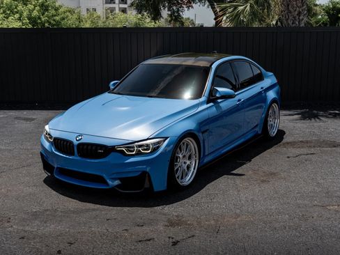 Used 2018 BMW M3 RWD image 32