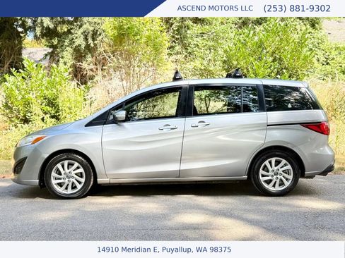 Used 2013 MAZDA MAZDA5 Sport FWD image 2