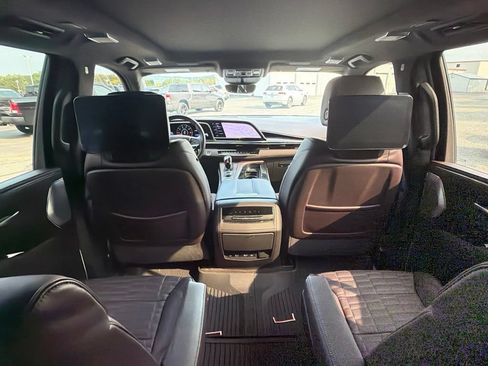 Used 2024 Cadillac Escalade ESV V w/ Heavy-Duty Trailer Package AWD/4WD image 12