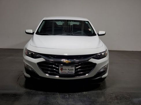 Used 2022 Chevrolet Malibu LT image 3