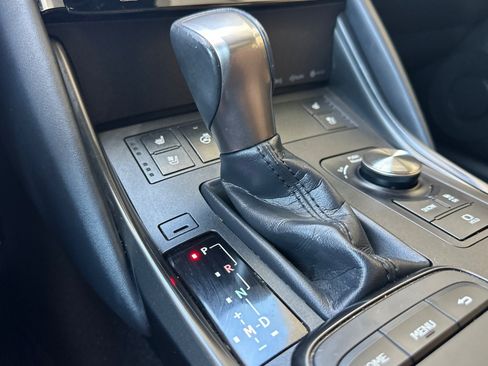 Used 2021 Lexus IS 300 w/ Comfort Package RWD image 18