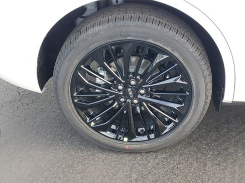 New 2026 Lincoln Corsair Reserve w/ Jet Appearance Package image 5