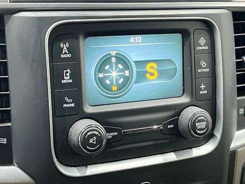 Used 2014 RAM 3500 SLT w/ Luxury Group AWD/4WD image 32