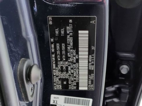 Used 2021 Toyota Highlander Platinum image 35