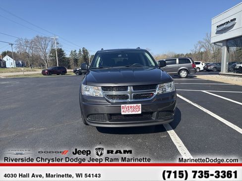 Used 2018 Dodge Journey SE FWD image 3