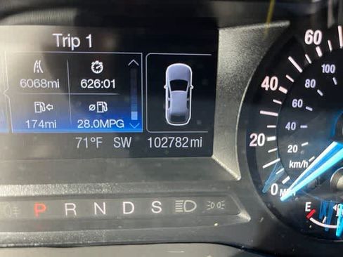 Used 2015 Ford Fusion SE w/ Equipment Group 202A FWD image 8
