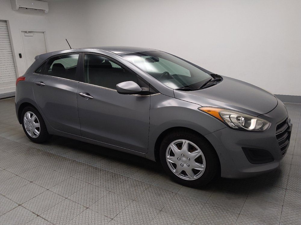 Used 2016 Hyundai Elantra GT FWD image 11