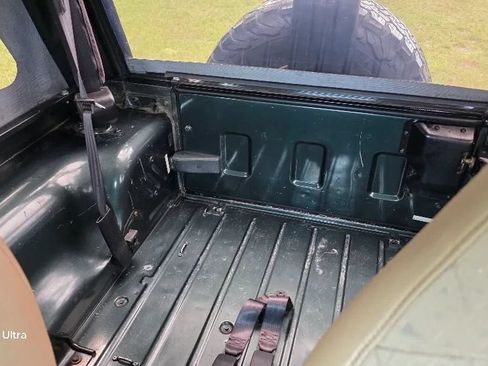 Used 2002 Jeep Wrangler Sport AWD/4WD image 9