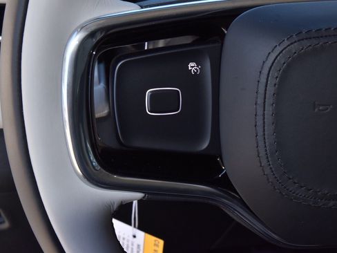 New 2025 Lincoln Navigator Reserve image 25