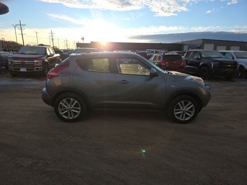 Used 2012 Nissan Juke SV image 8