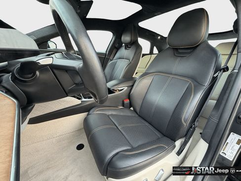 Used 2022 Lucid Air Grand Touring AWD/4WD image 10