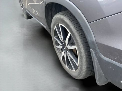 Used 2020 Honda Pilot Touring image 17