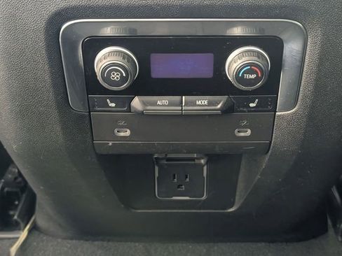 Used 2023 Chevrolet Suburban RST w/ Sport Performance Package image 27