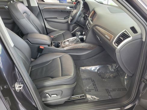 Used 2016 Audi Q5 2.0T Premium Plus w/ Technology Package AWD/4WD image 17