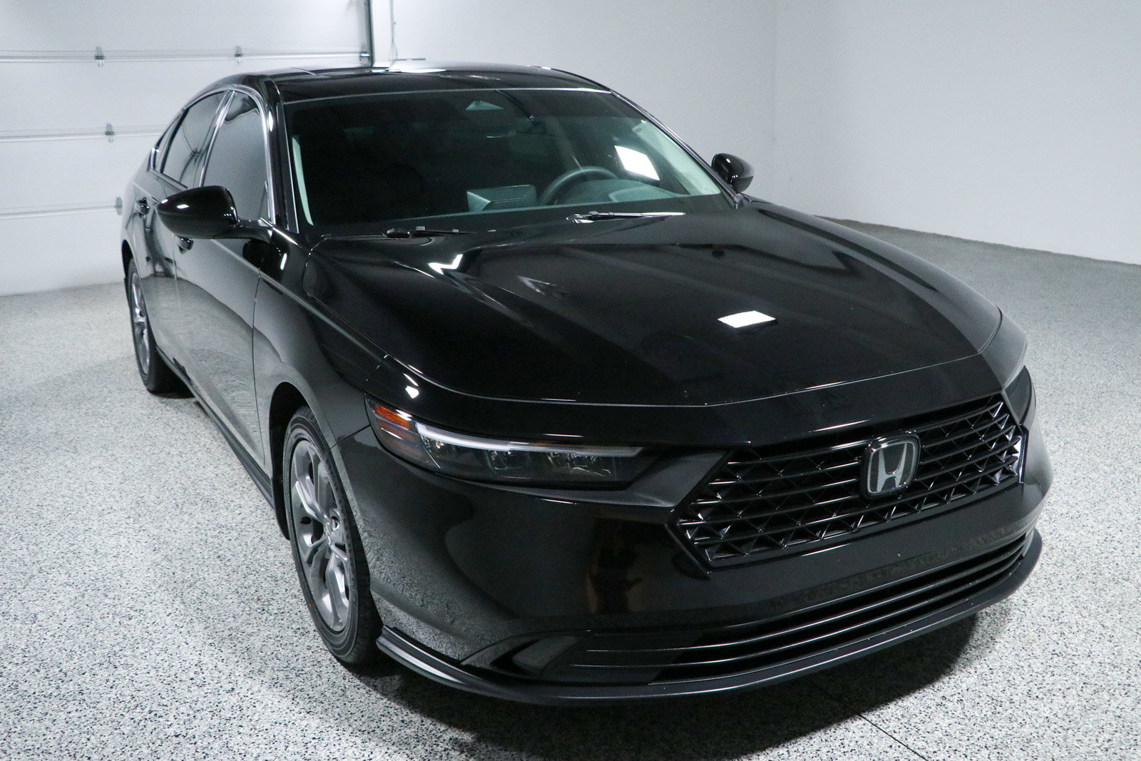 Used 2024 Honda Accord EX image 5
