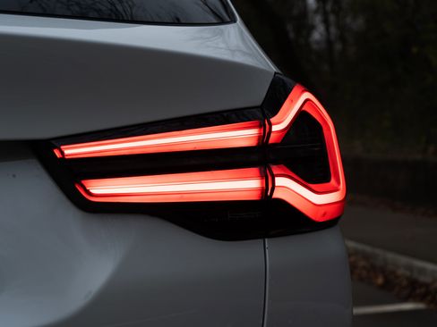 Used 2022 BMW X3 xDrive30i w/ Premium Package image 14