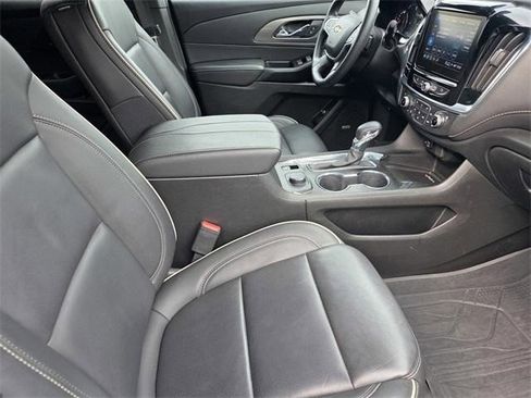 Certified 2023 Chevrolet Traverse Premier w/ LPO, Floor Liner Package image 20