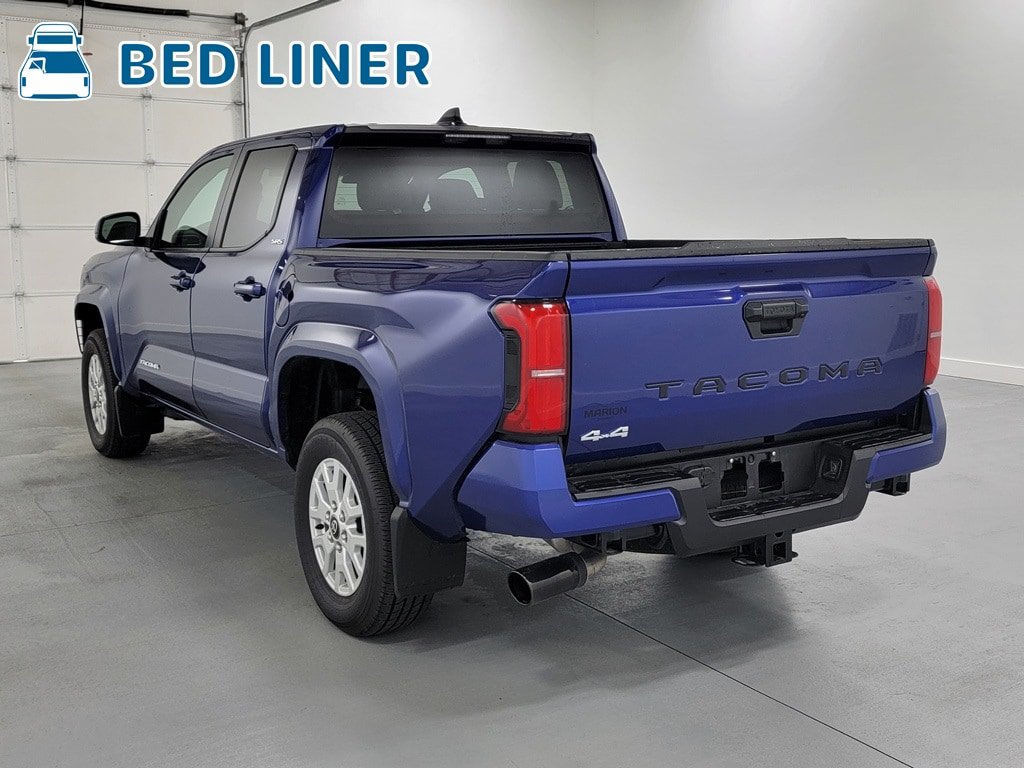 Used 2025 Toyota Tacoma SR5 AWD/4WD image 6