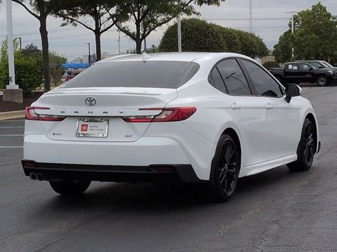 Certified 2025 Toyota Camry SE w/ Convenience Package FWD image 5